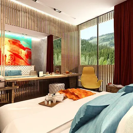 Tasigo Hotel 5*