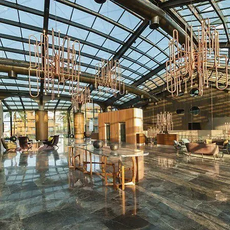 Tasigo Hotel 5*